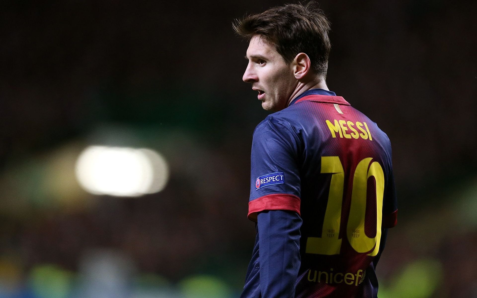 中国篮球笑话！CBA临开赛三天仍没转播商 难道只有现场观众看