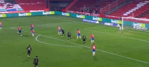 中超客场霸主！2025赛季客场积分榜揭晓，海港35分领跑，冠军当之无愧