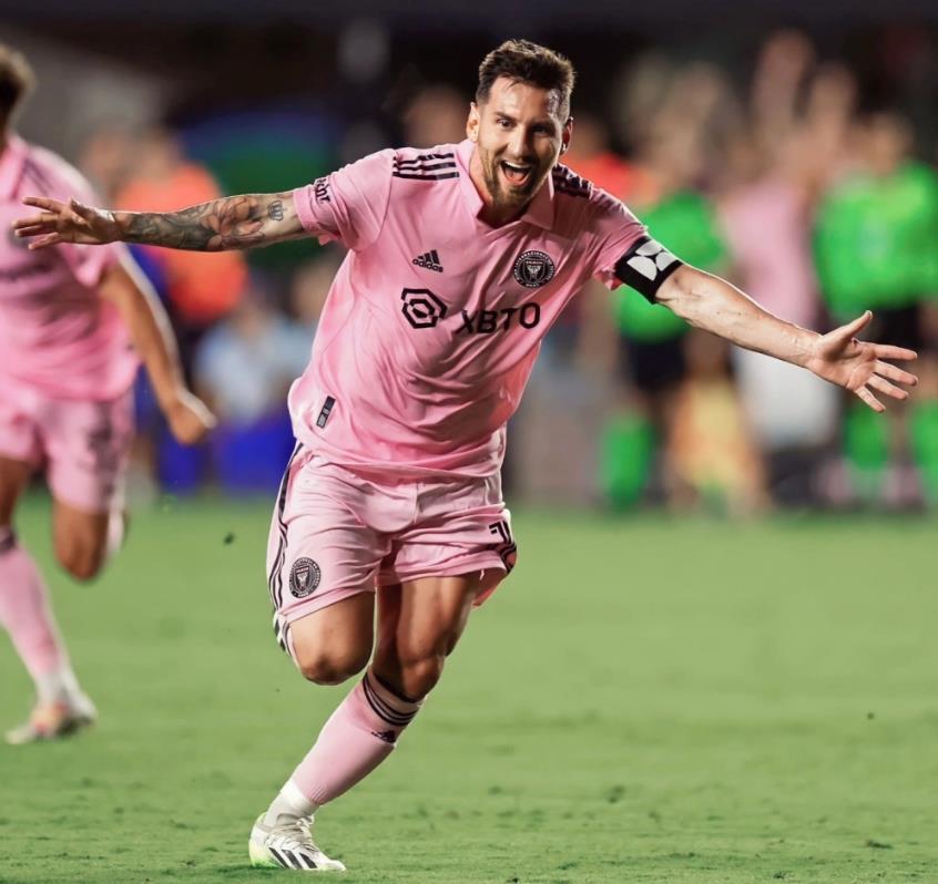 每体：巴萨不着急让奥尔莫复出，不接受手术以免缺阵4个月