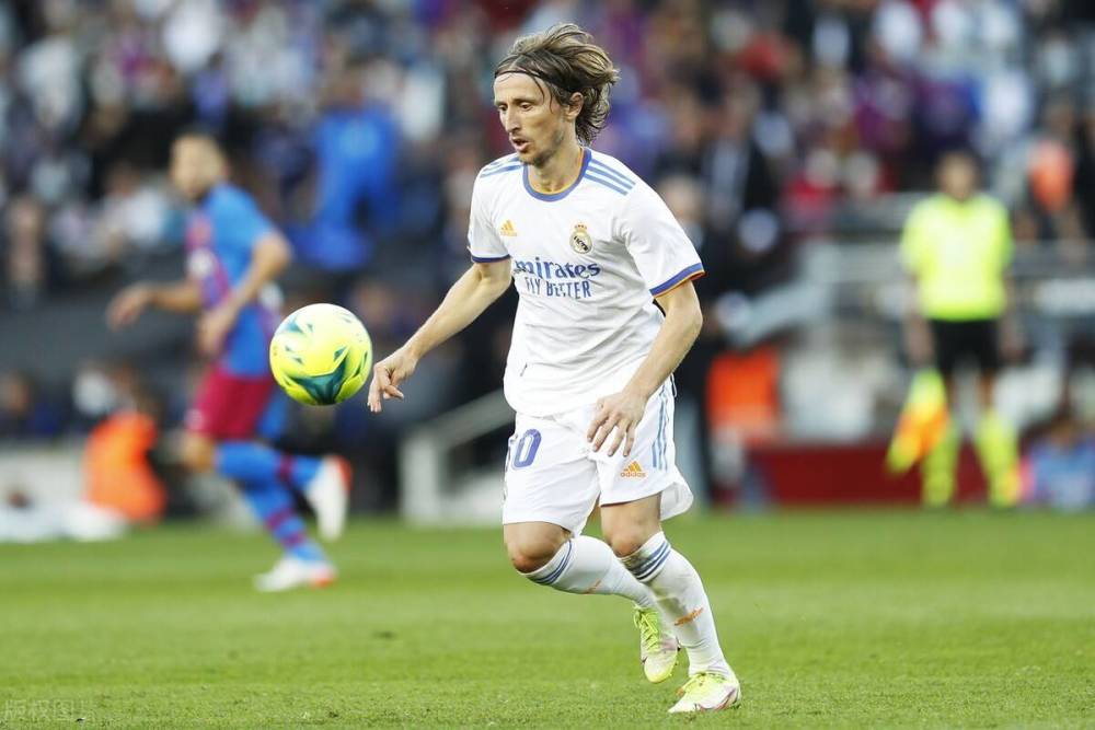 博主：萨拉赫将观看卡拉格解说曼联，俱乐部警告他的社媒动作